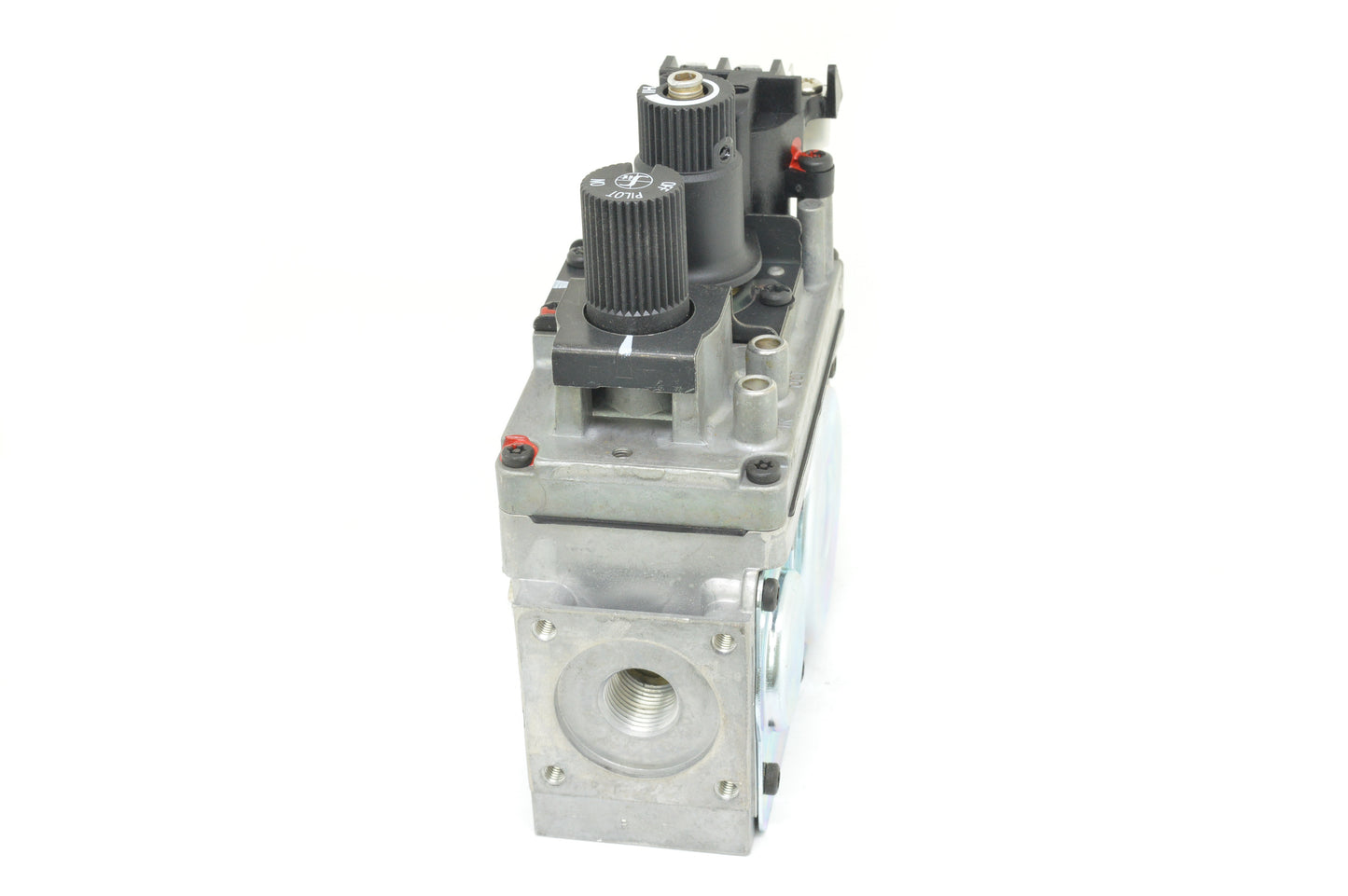 SIT 820 T-Pile Only Millivolt Valve 50% Turndown (Natural Gas - Propane Convertible)