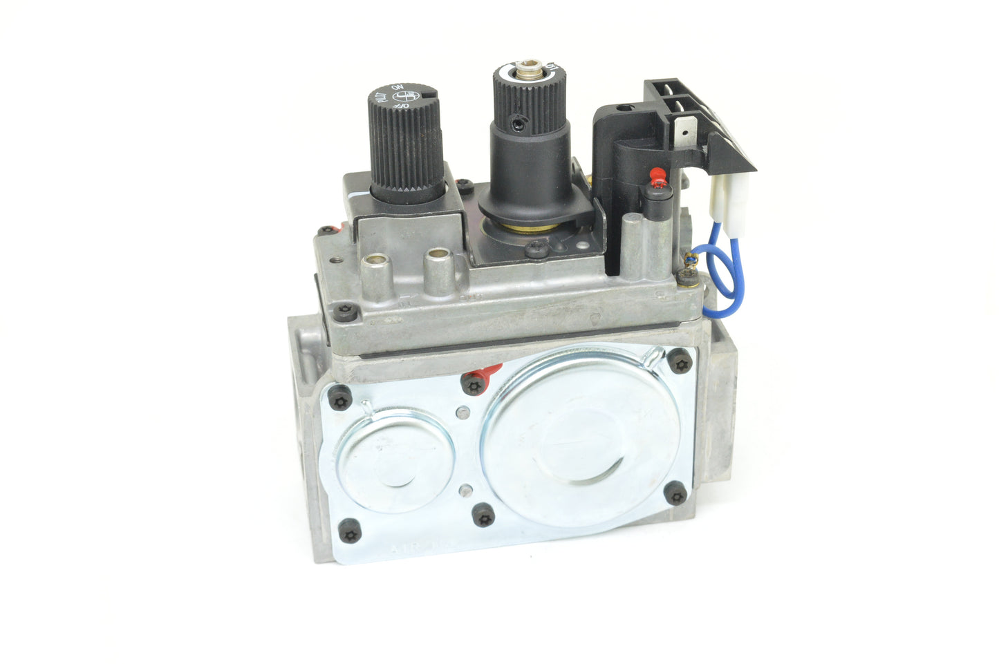 SIT 820 T-Pile Only Millivolt Valve 50% Turndown (Natural Gas - Propane Convertible)